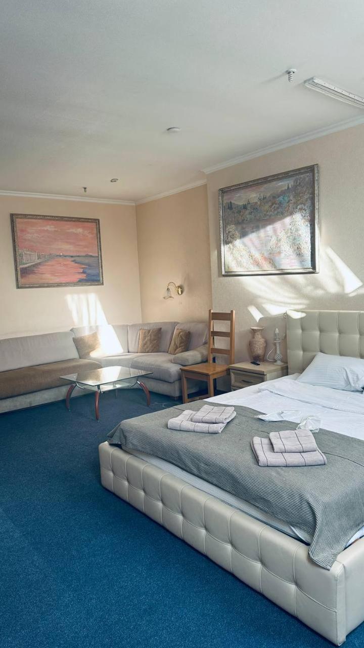 Sava Dream Hotel Житомир Екстериор снимка